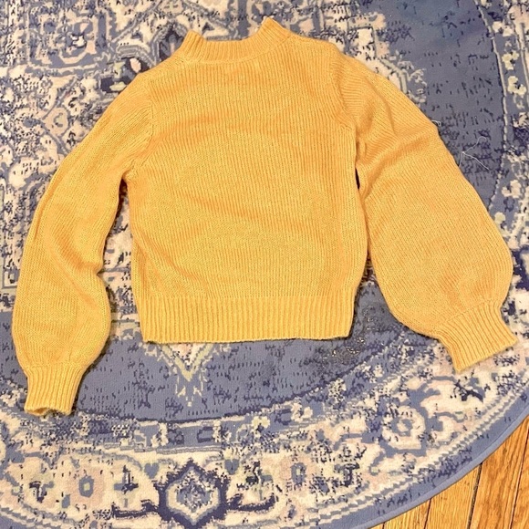 NWOT ROLLA's Gigi Fluffy Sweater - Picture 8 of 15